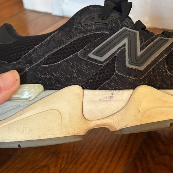 New Balance 9060 Black and Cream Sneakers - Picture 8 of 13